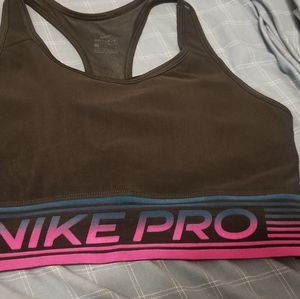 Nike pro set